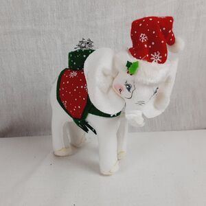 Anna Lee Christmas White Elephant 2007 with Blanket Saddle, Gift & Santa Hat 8"